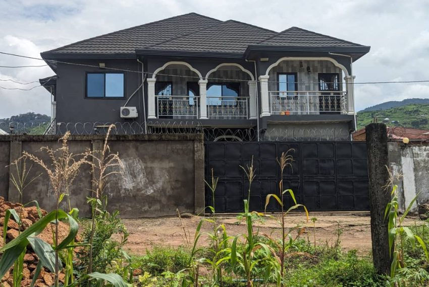 8 Bed Room Duplex House For Rent At Grafton VSL PROPERTY Property